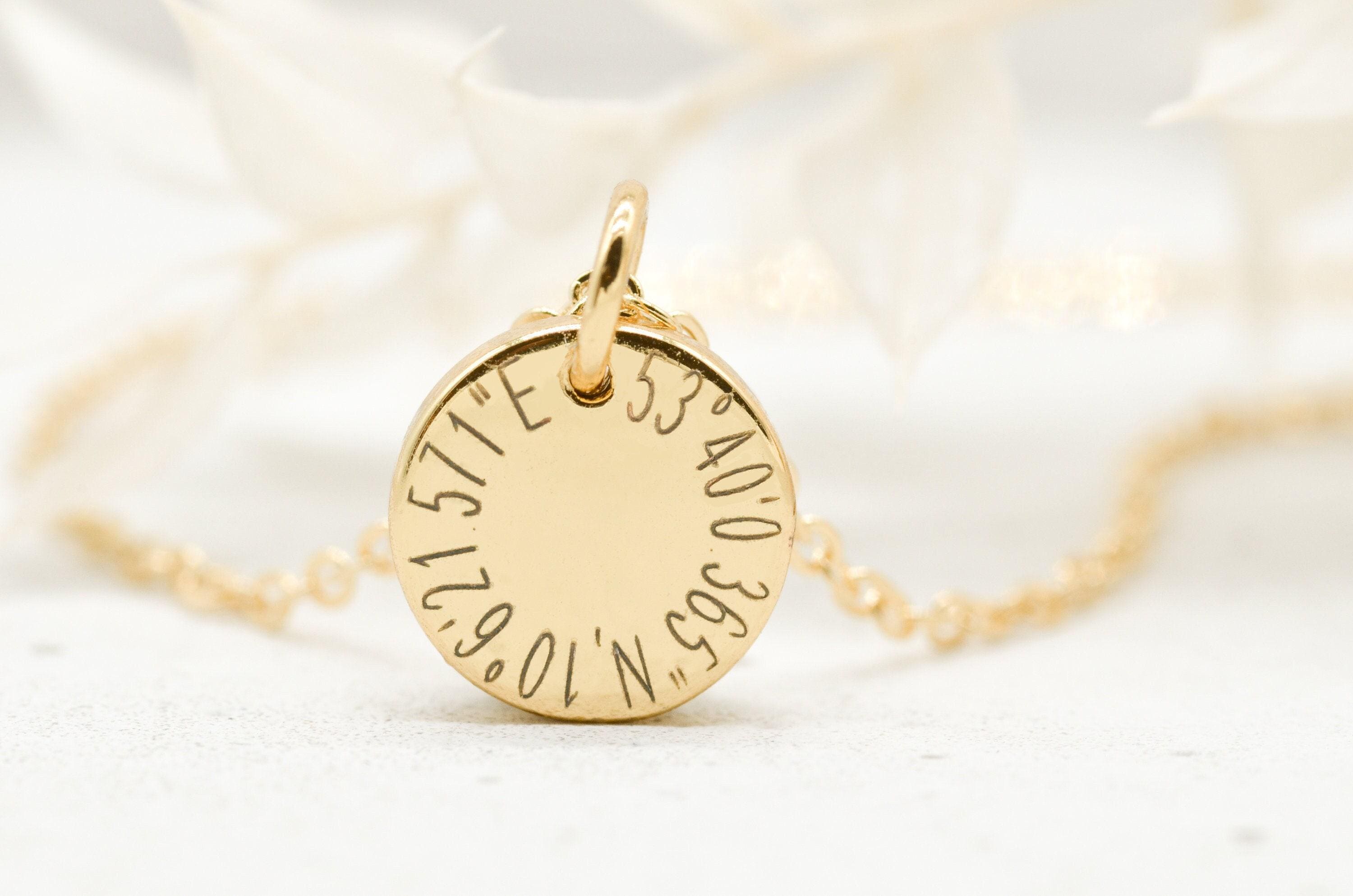 Personalisierte Kette mit Münzanhänger mit Gravur aus 925er Silber (vergoldet), Geschenkidee zu Weihnachten, Geburtstag und Hochzeit