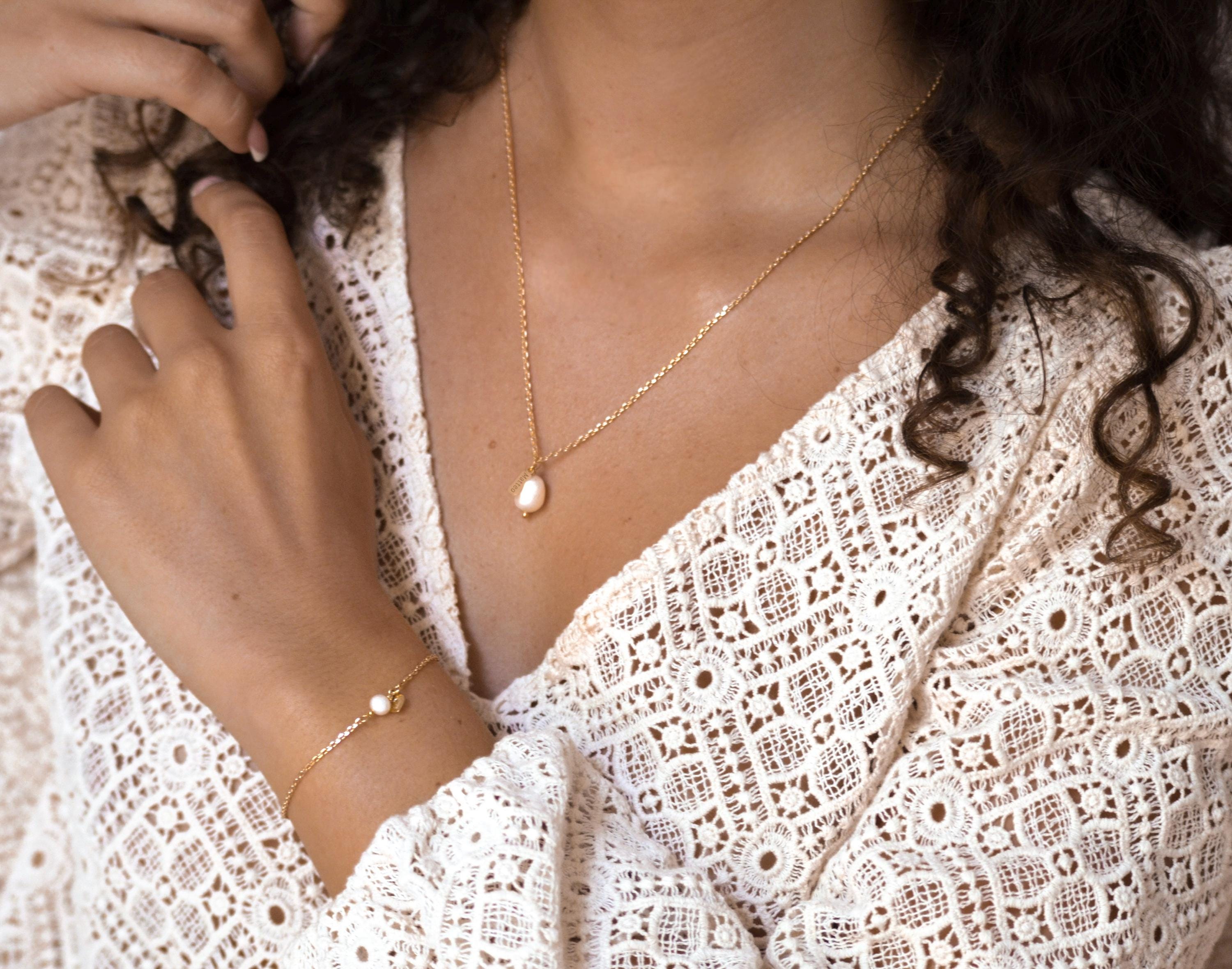 Perlenkette als Hochzeits- und Brautschmuck, personalisierbarer Schmuck