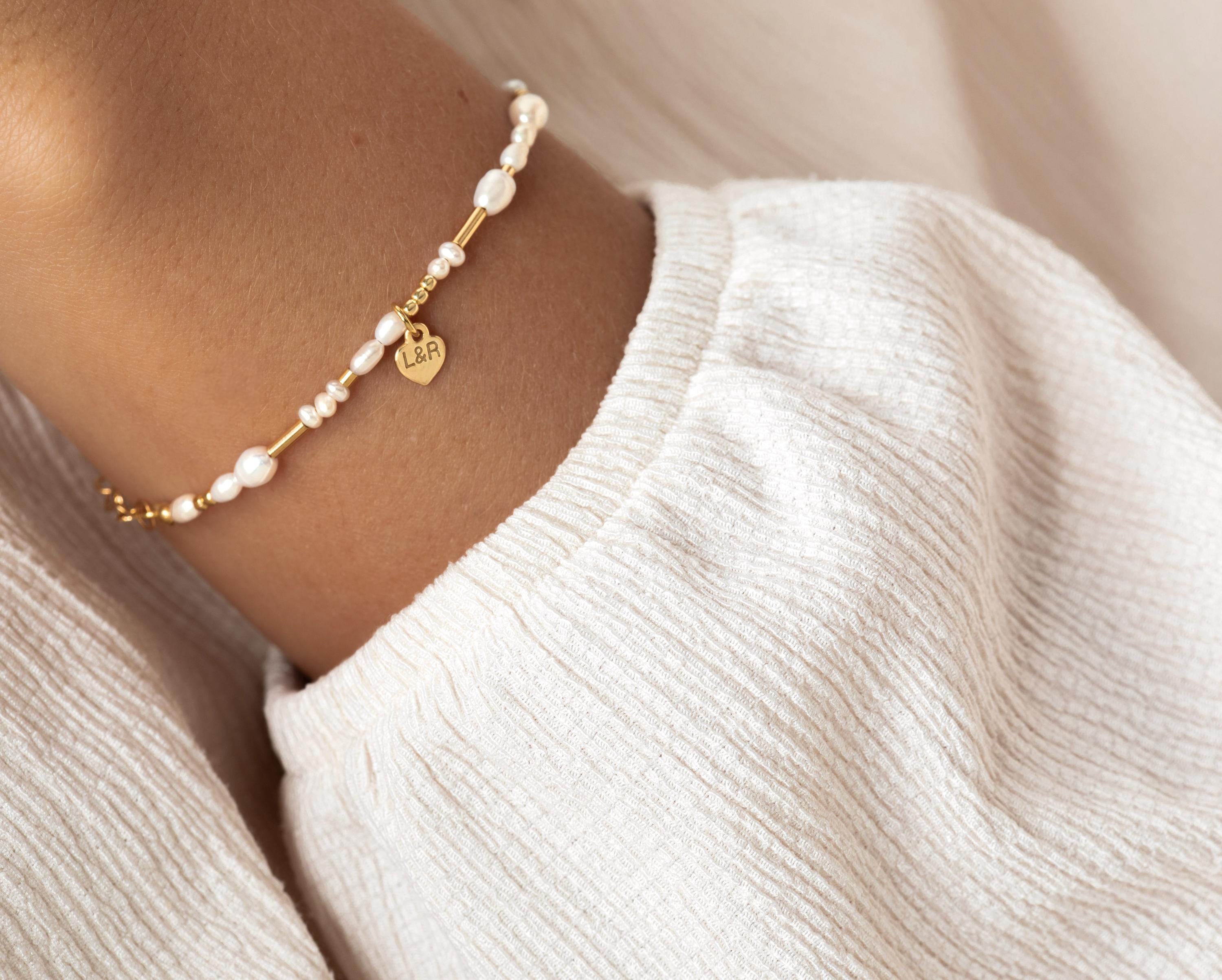Custom Pearl Bracelet with Engraving – Handmade Gold-Plated Sterling Silver for Brides & Bridesmaids