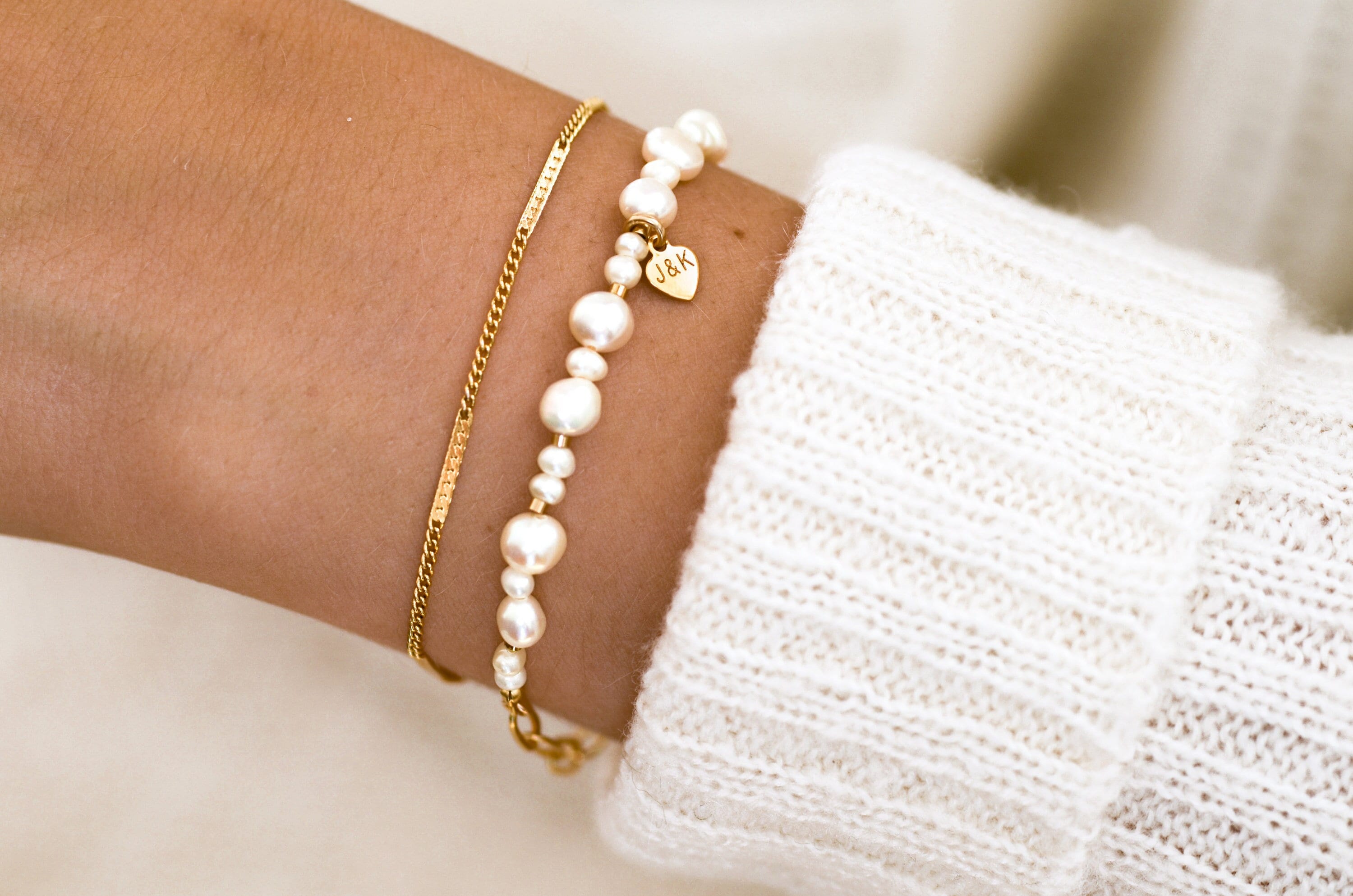 Personalisiertes Perlenarmband | Besonderes Valentinstaggeschenk | Geschenk Trauzeugin