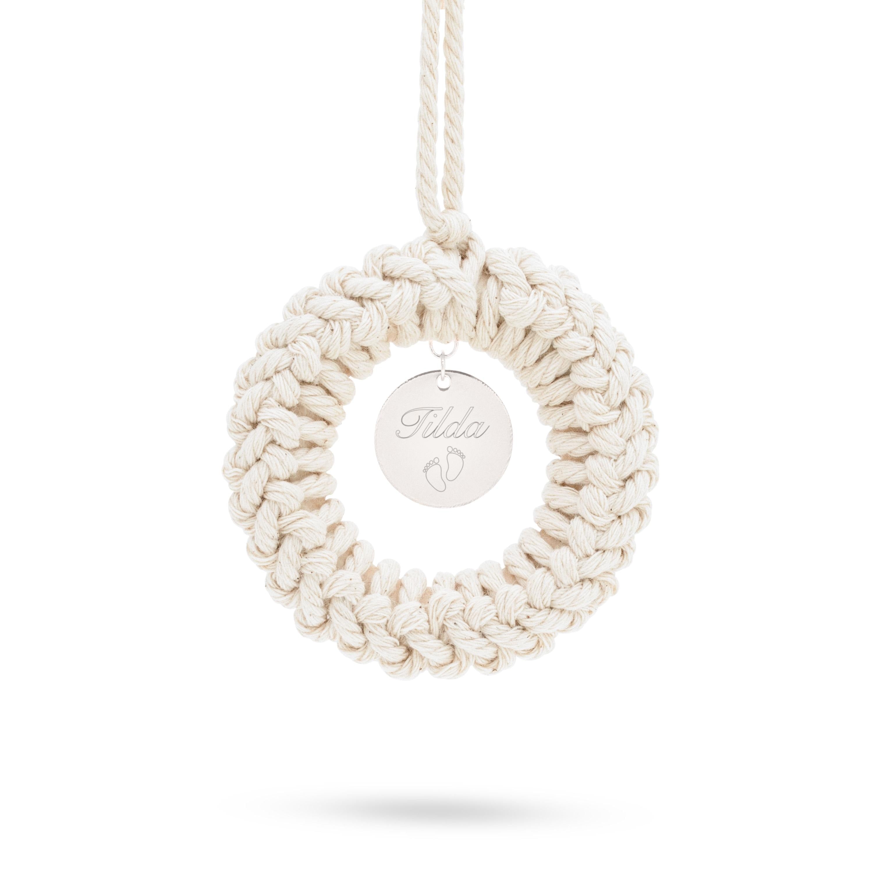 Christbaumschmuck personalisiert – Personalisierte Christbaumkugel - Besonderes Weihnachtsgeschenk - Makramee Weihnachtsdekoration