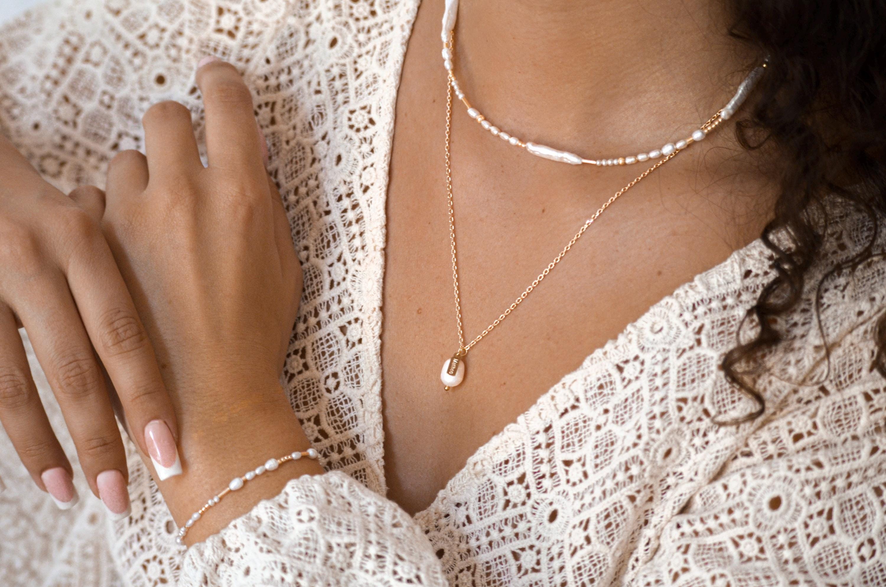 Perlenkette als Hochzeits- und Brautschmuck, personalisierbarer Schmuck